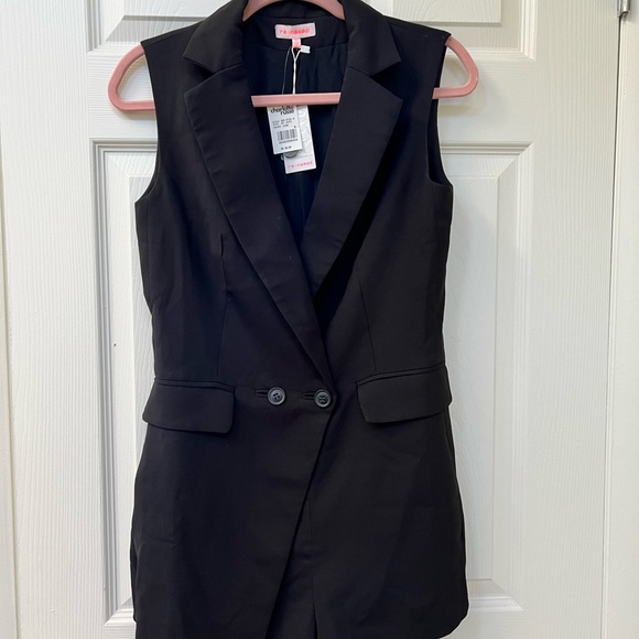 Black blazer romper - Picture 2 of 4